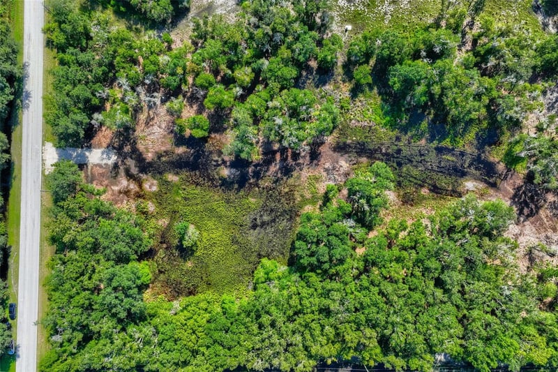 Bruton Rd, Plant City, FL 33565