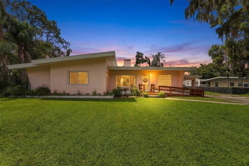 1311 E Tomlin St, Plant City, FL 33563