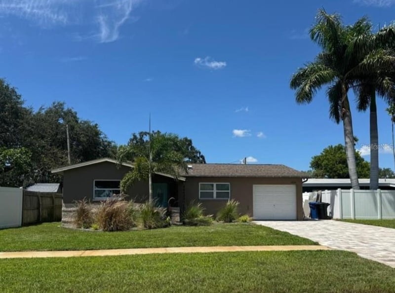 1836 Bayou Grande Blvd NE, St Petersburg, FL 33703