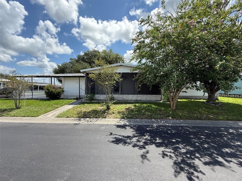 3022 Short Leaf St, Wesley Chapel, FL 33543