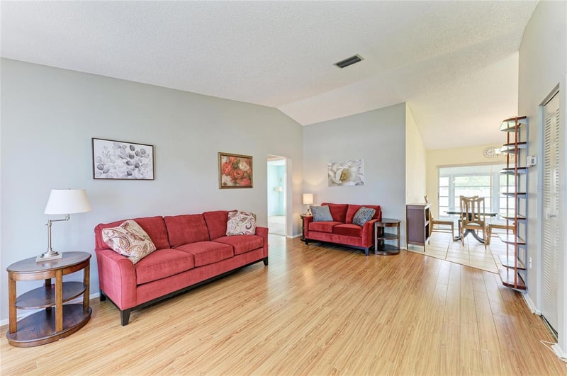 3403 36th St W #109, Bradenton, FL 34205
