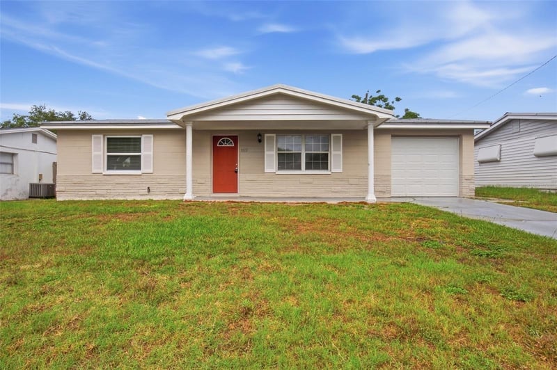 3319 Cantrell St, Holiday, FL 34690
