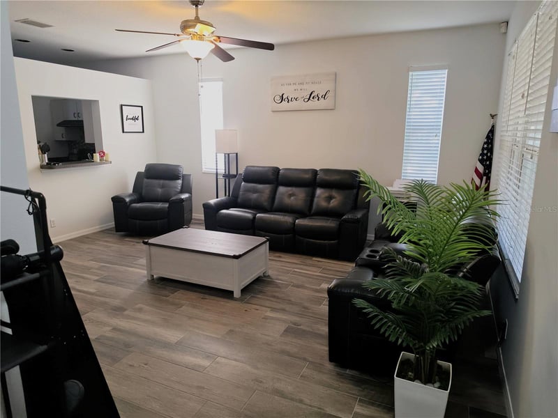 3328 70th Ct E, Palmetto, FL 34221