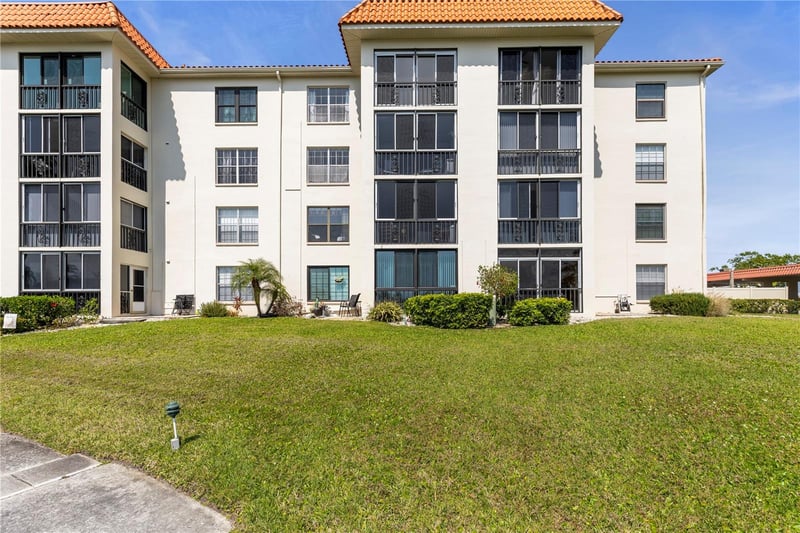 19029 Us Highway 19 N #8-25, Clearwater, FL 33764