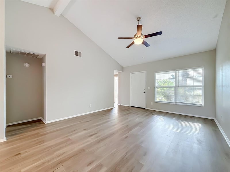 7606 Woodland Oaks Ct, Tampa, FL 33615