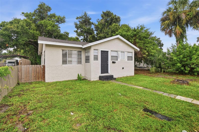 1743 30th St S, St Petersburg, FL 33712