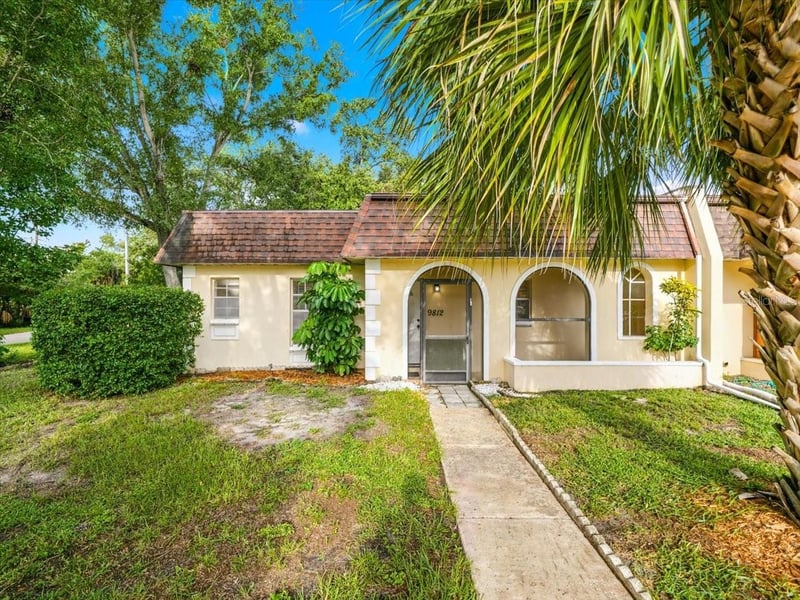 9812 85th Way, Seminole, FL 33777