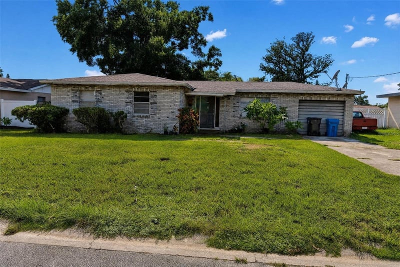 7318 Kingsbury Cir, Tampa, FL 33610