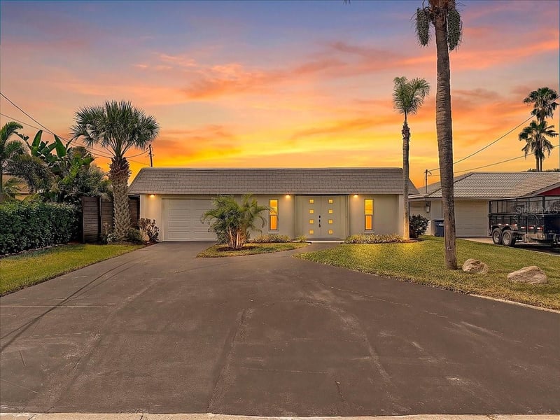 3960 Headsail Dr, New Port Richey, FL 34652