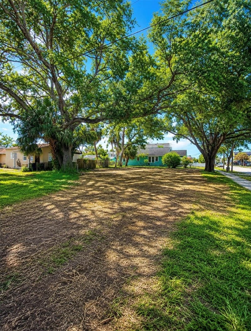 302 N Albany Ave, Tampa, FL 33606
