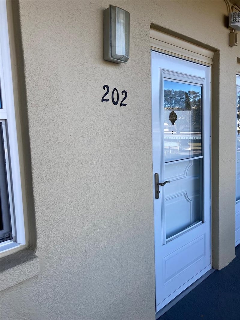 5750 80th St N #C202, St Petersburg, FL 33709