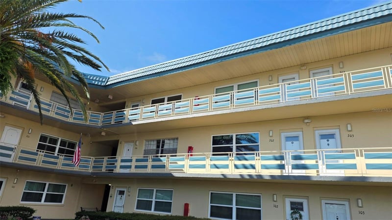 5750 80th St N #C202, St Petersburg, FL 33709
