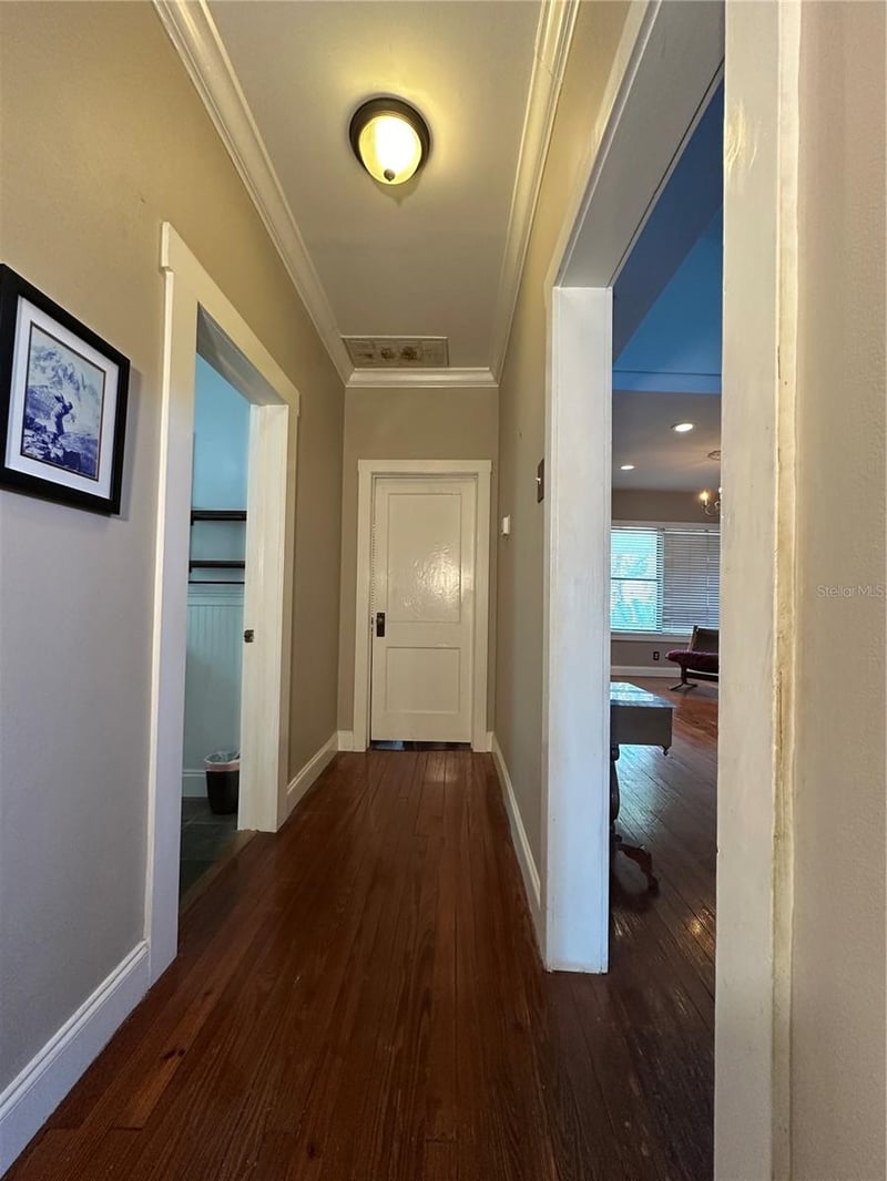 1308 E Frierson Ave, Tampa, FL 33603