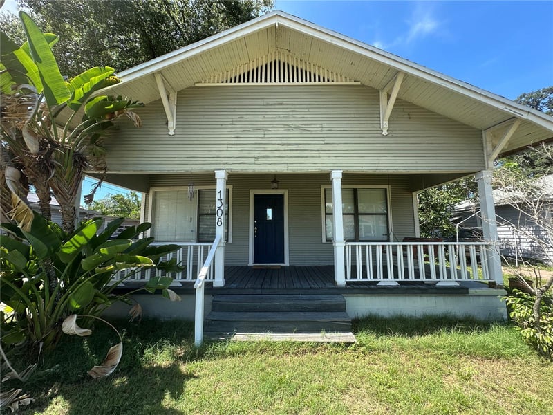 1308 E Frierson Ave, Tampa, FL 33603