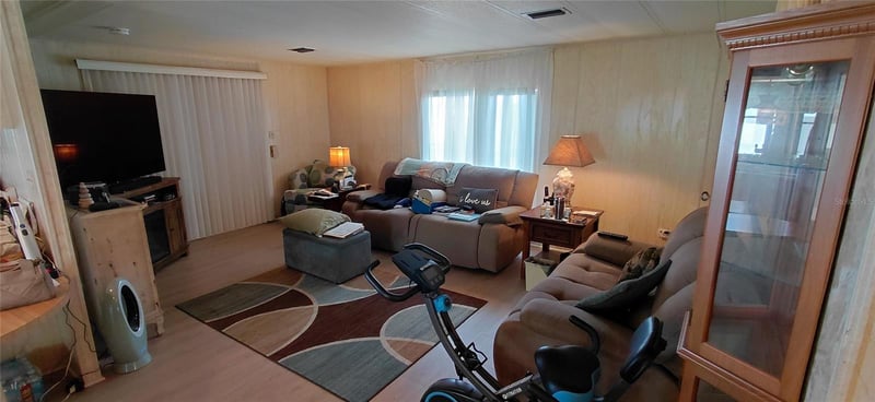 7777 46th Ave N #13, St Petersburg, FL 33709