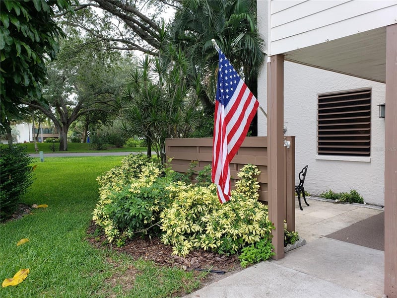 138 Pineneedle Dr, Bradenton, FL 34210
