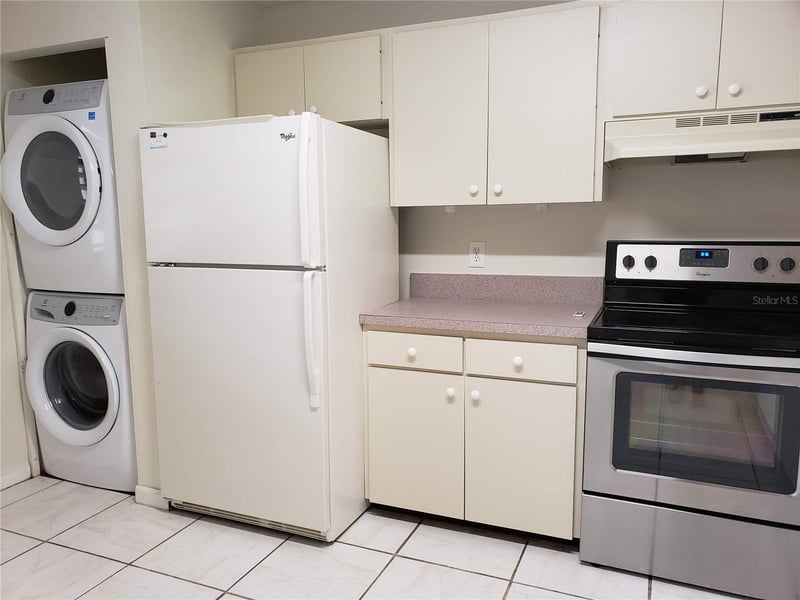 138 Pineneedle Dr, Bradenton, FL 34210