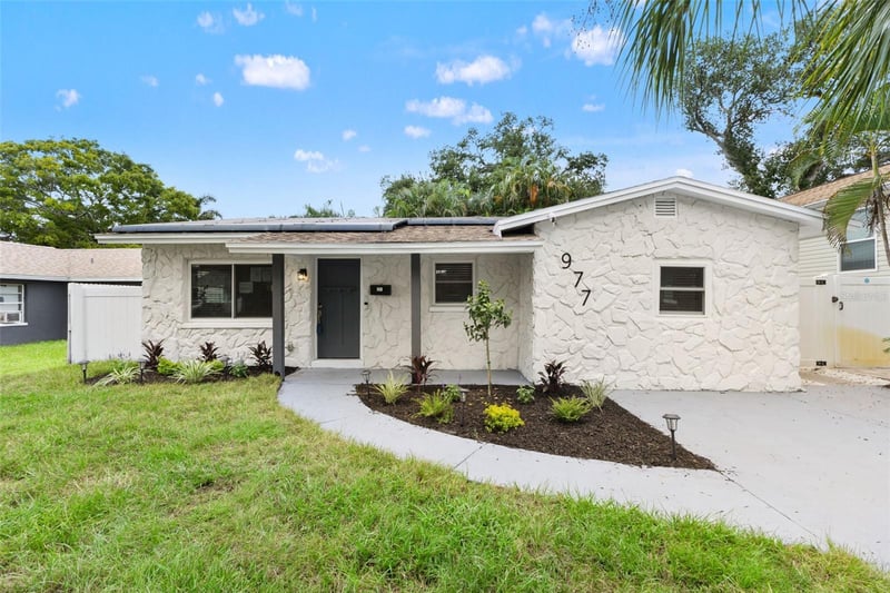 977 27th Ave S, St Petersburg, FL 33705