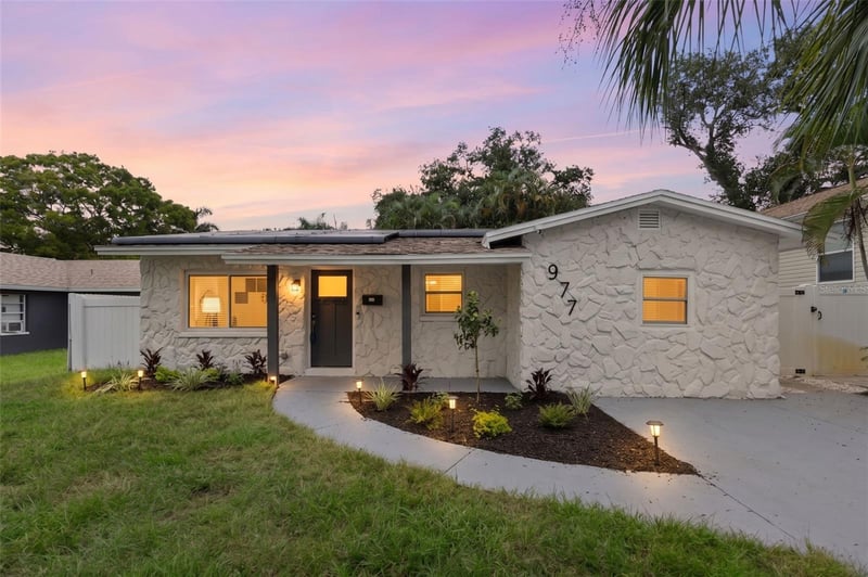 977 27th Ave S, St Petersburg, FL 33705