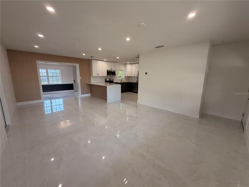 2405 21st Ave W, Bradenton, FL 34205