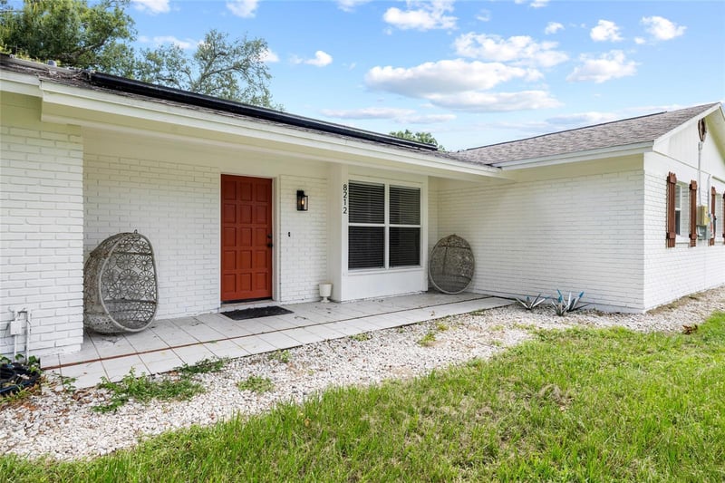 8212 Sunny Vale Pl, Tampa, FL 33615