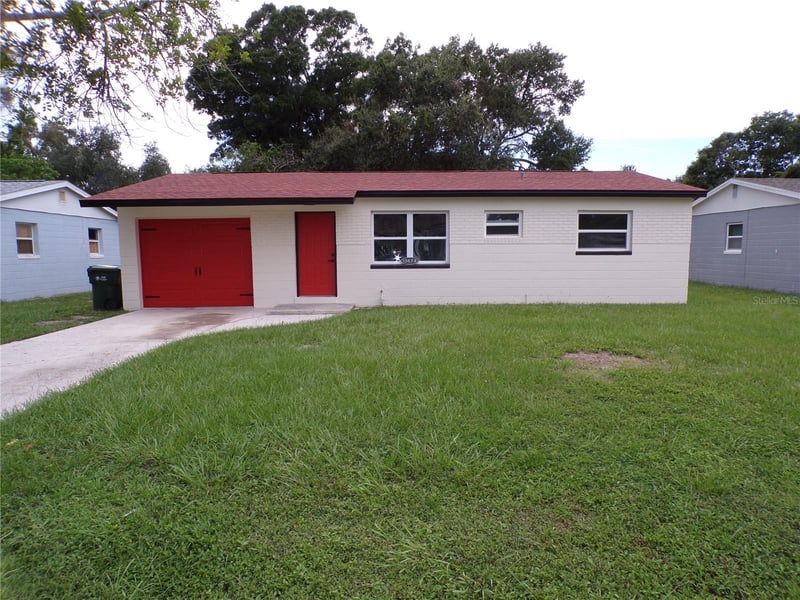 13674 120th Ln, Seminole, FL 33778
