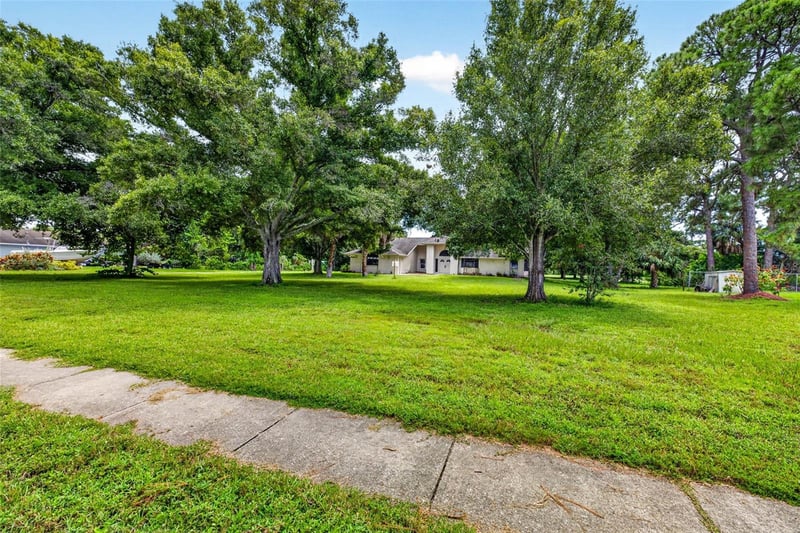 6320 66th Ave N, Pinellas Park, FL 33781