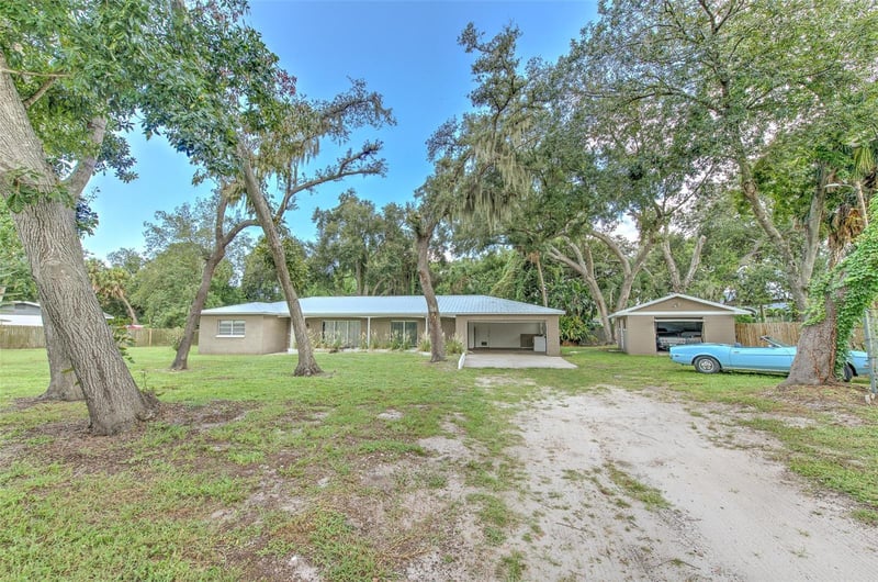 8825 Cobb Rd, Riverview, FL 33578