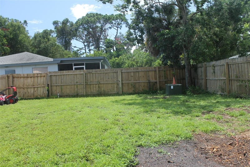 6388 68th Way N, Pinellas Park, FL 33781
