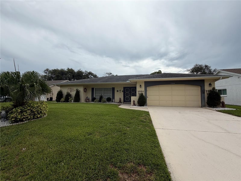 13000 Pebble Beach Cir, Hudson, FL 34667