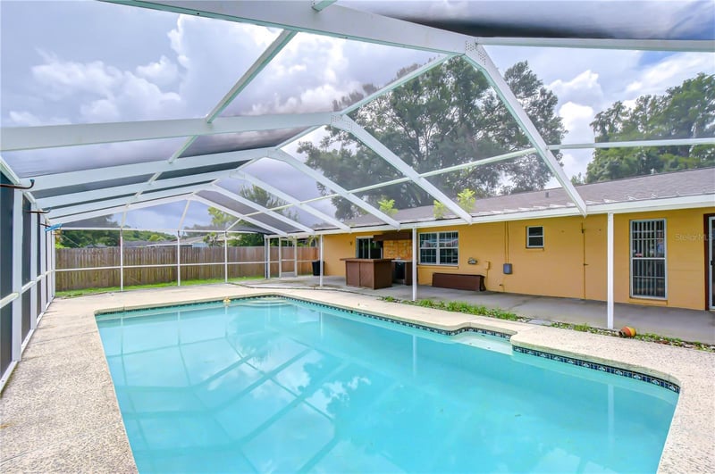 4303 Hollow Hill Dr, Tampa, FL 33624