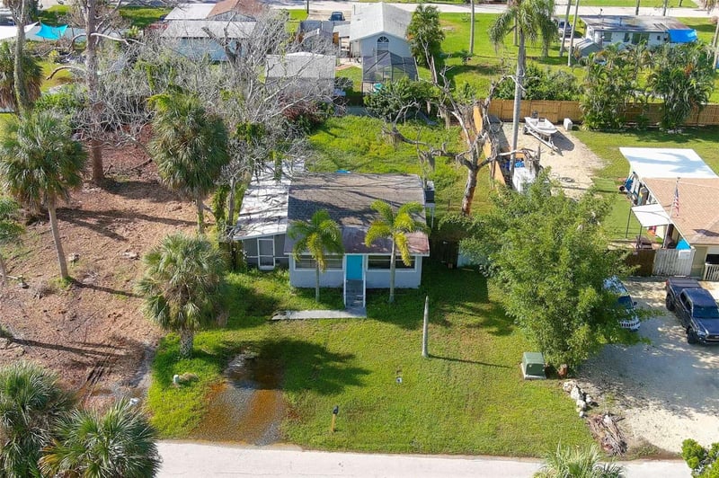 5200 Mallett Dr, Port Richey, FL 34668