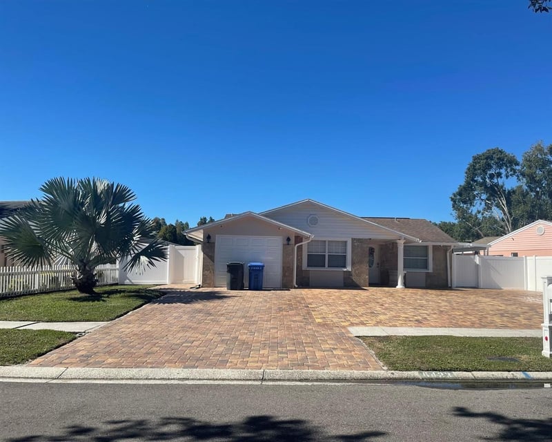 6423 Monterey Blvd, Tampa, FL 33625