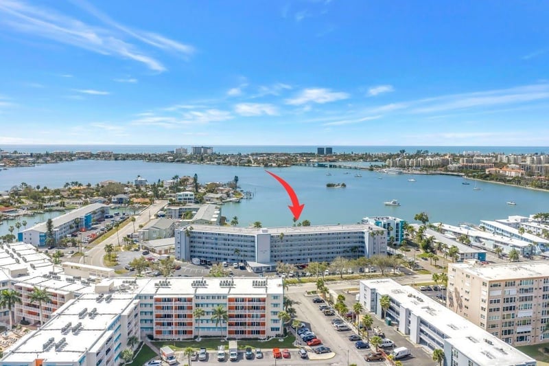 1868 Shore Dr S #310, South Pasadena, FL 33707