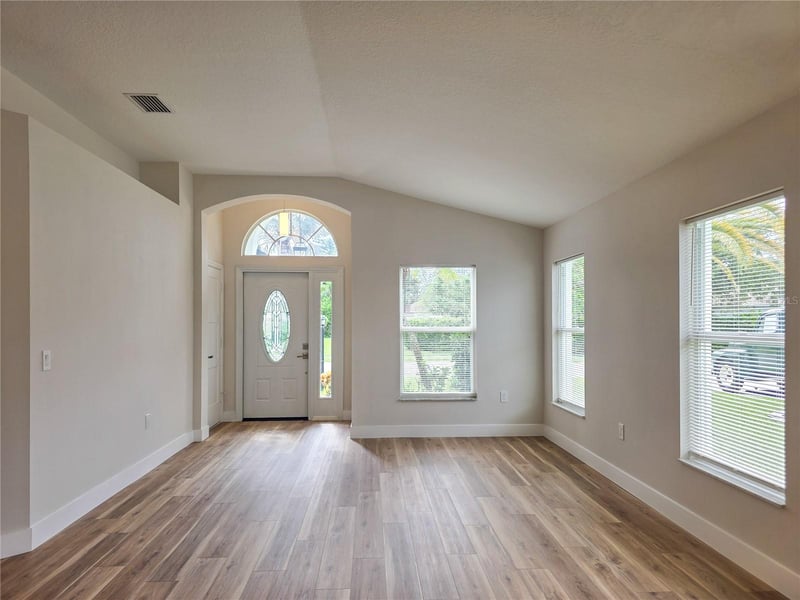 12026 Winding Woods Way, Lakewood Ranch, FL 34202