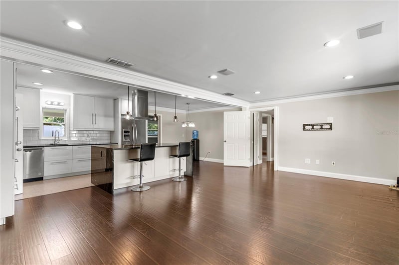 1009 Woodley Rd, Clearwater, FL 33764