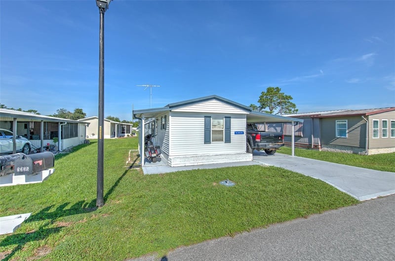 5309 Montego Dr, Zephyrhills, FL 33541