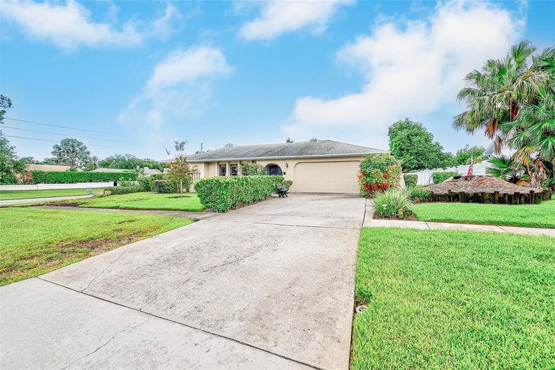 2993 Meadow Wood Dr, Clearwater, FL 33761