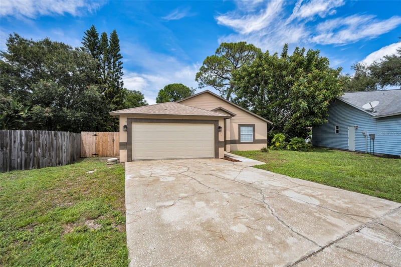 1874 Feather Tree Cir, Clearwater, FL 33765