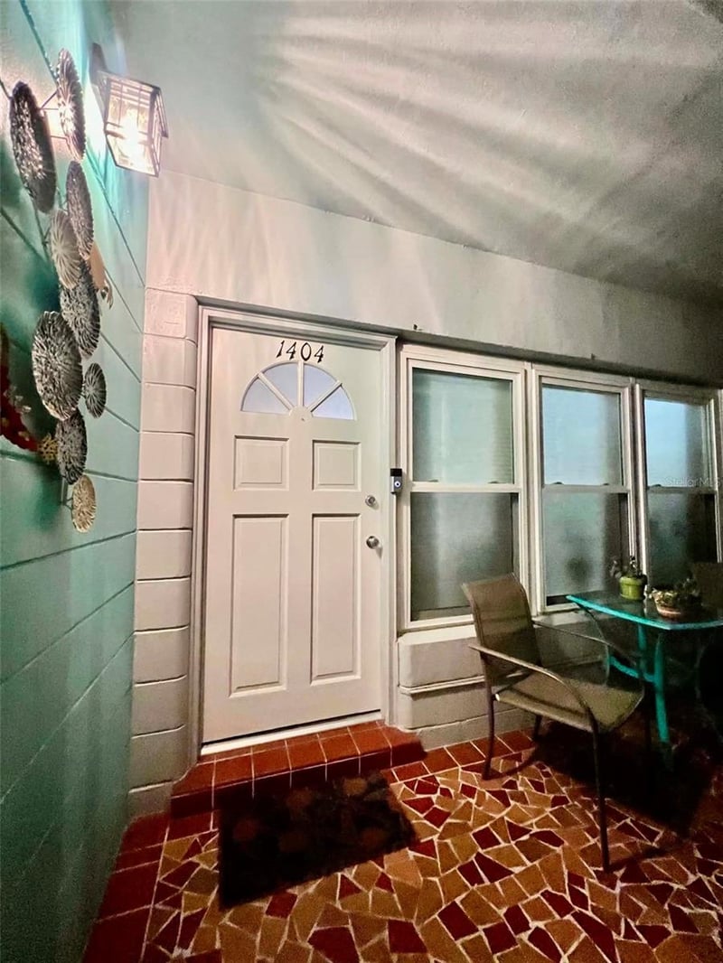 5820 N 43rd Ter N #1404, Kenneth City, FL 33709