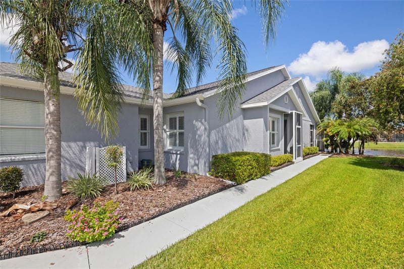 21143 Diamonte Dr, Land O Lakes, FL 34637