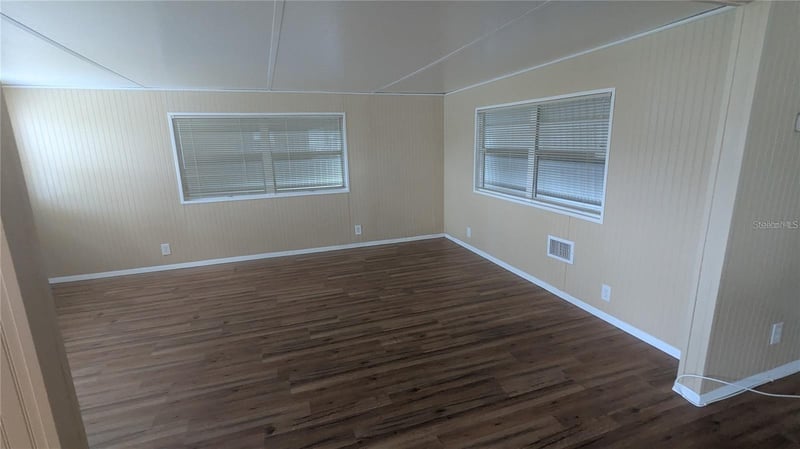 39518 Sterling Dr, Zephyrhills, FL 33542