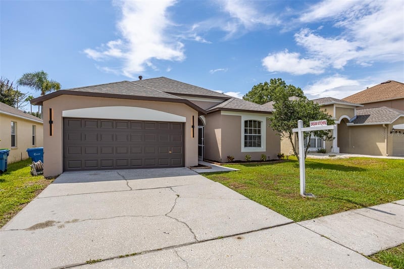 22836 Marsh Wren Dr, Land O Lakes, FL 34639