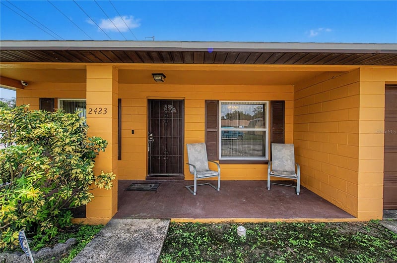 2423 E Okara Rd, Tampa, FL 33612