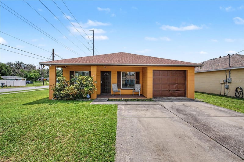 2423 E Okara Rd, Tampa, FL 33612