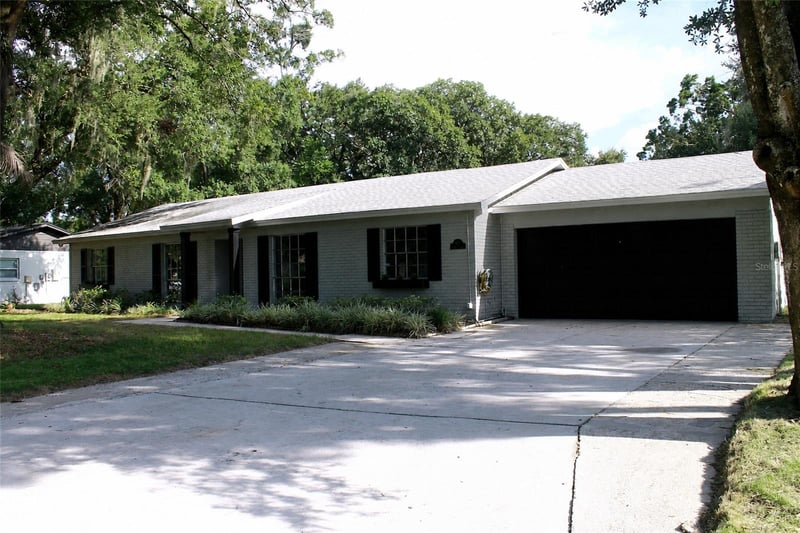 13808 Cherry Brook Ln, Tampa, FL 33618