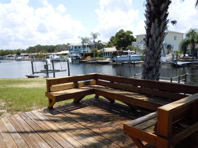 4850 Bonito Dr, New Port Richey, FL 34652