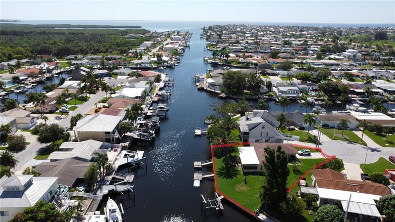 4850 Bonito Dr, New Port Richey, FL 34652