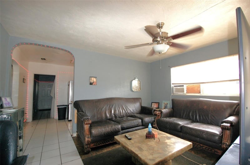 1636 S Jefferson Ave, Clearwater, FL 33756