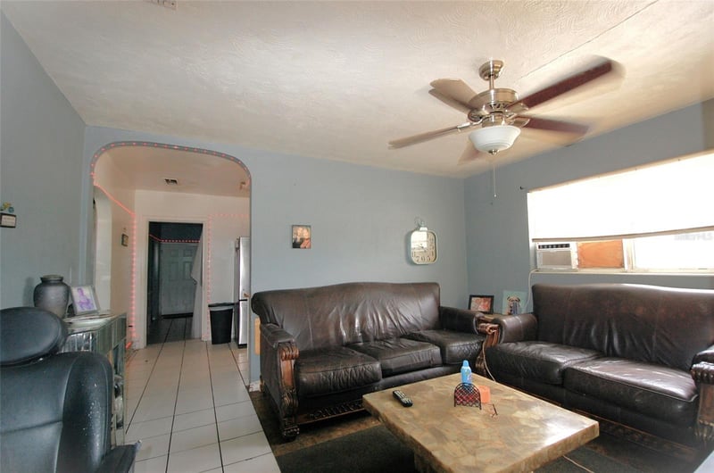 1636 S Jefferson Ave, Clearwater, FL 33756
